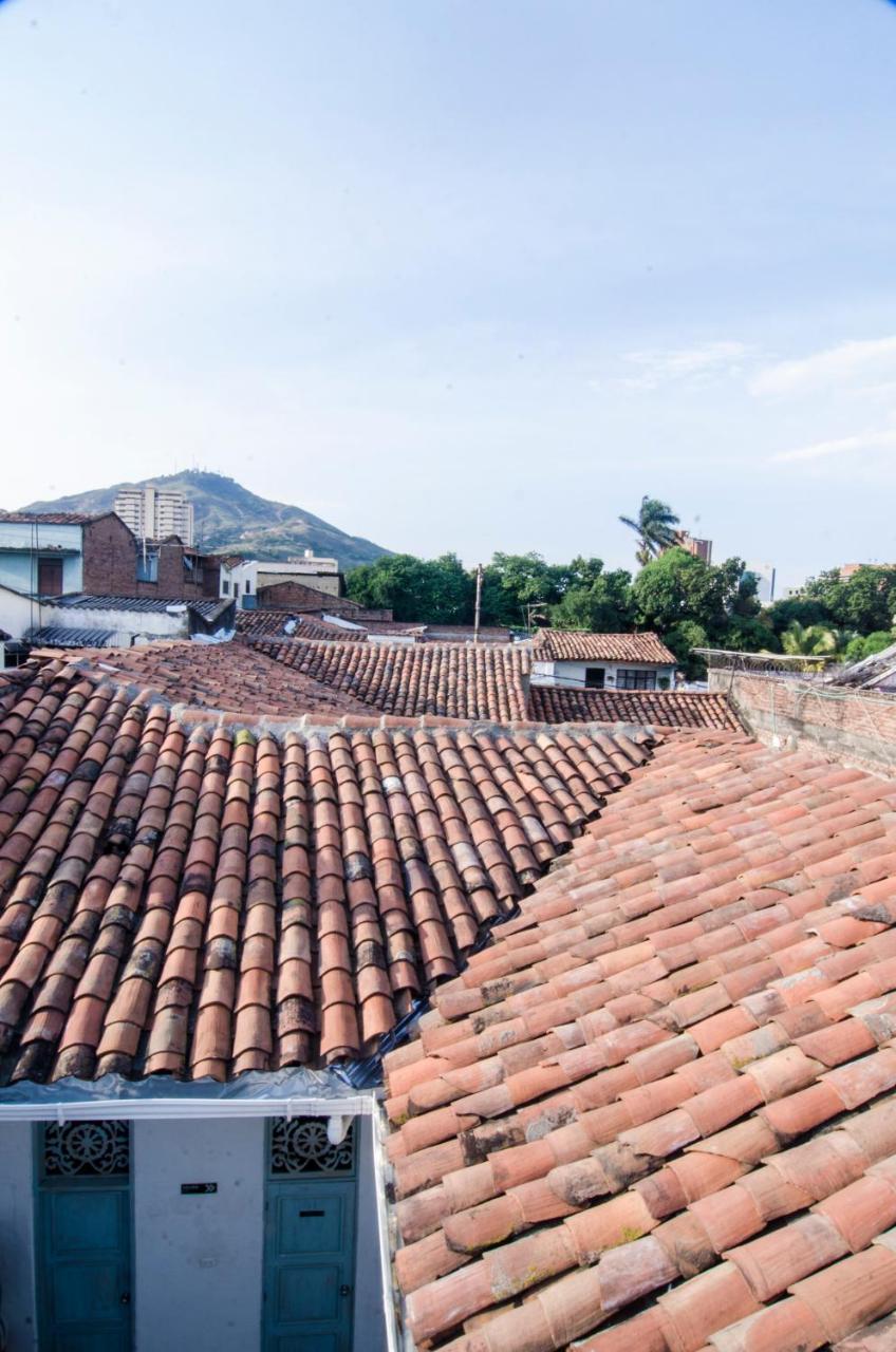 Moonshine Boutique Hostal Кали Экстерьер фото