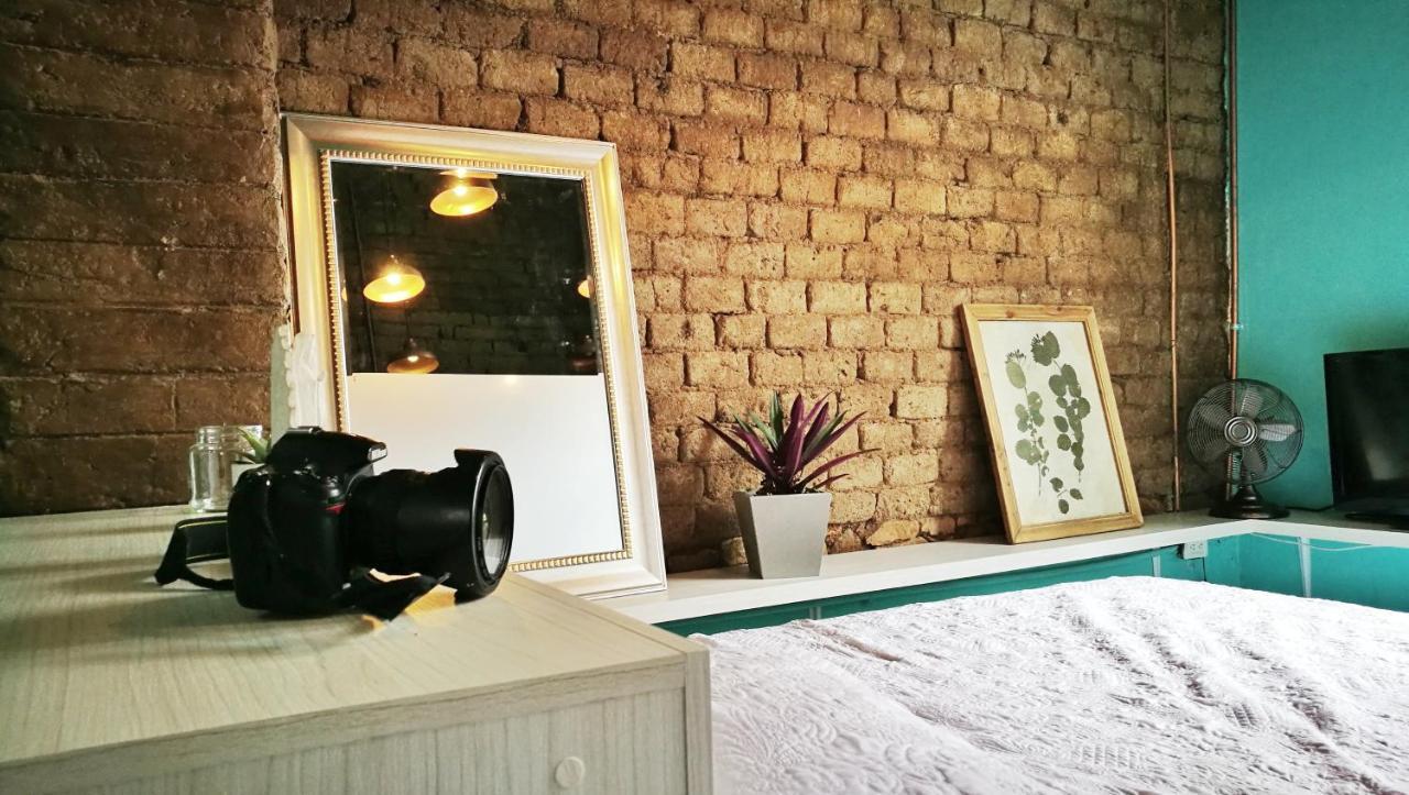 Moonshine Boutique Hostal Кали Экстерьер фото